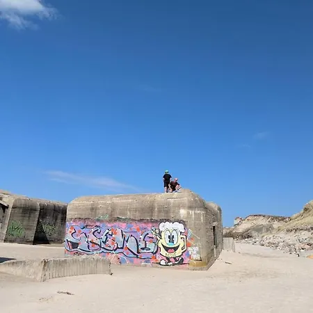 Ny Taet Pa Strand, Park Og 아파트 *