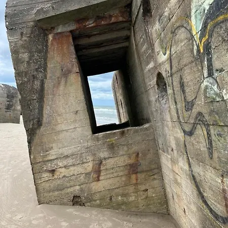Ny Taet Pa Strand, Park Og Løkken